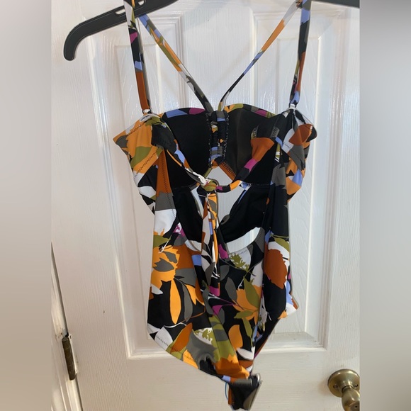 Women’s One-Piece Swim - Picture 2 of 2